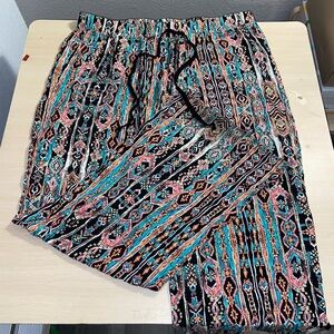 PLUS SIZE 1X FLOWY PANTS